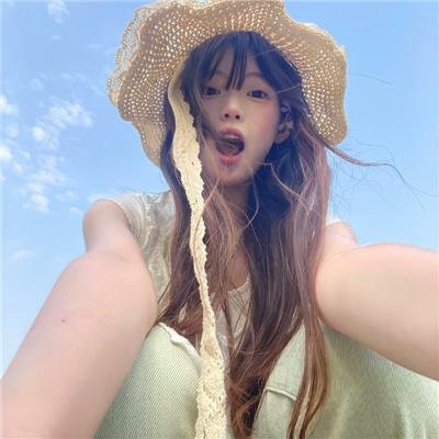 跳舞的红色公交